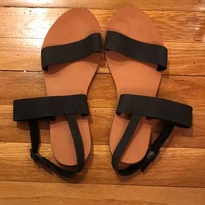 Urban Outfitters BDG sandal size 8
